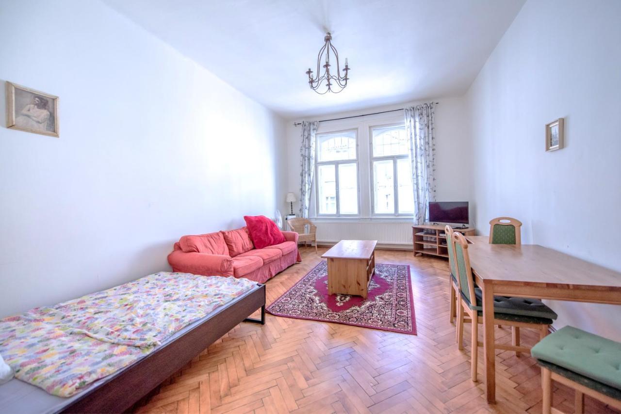 Apartments Vezenska Prague Extérieur photo