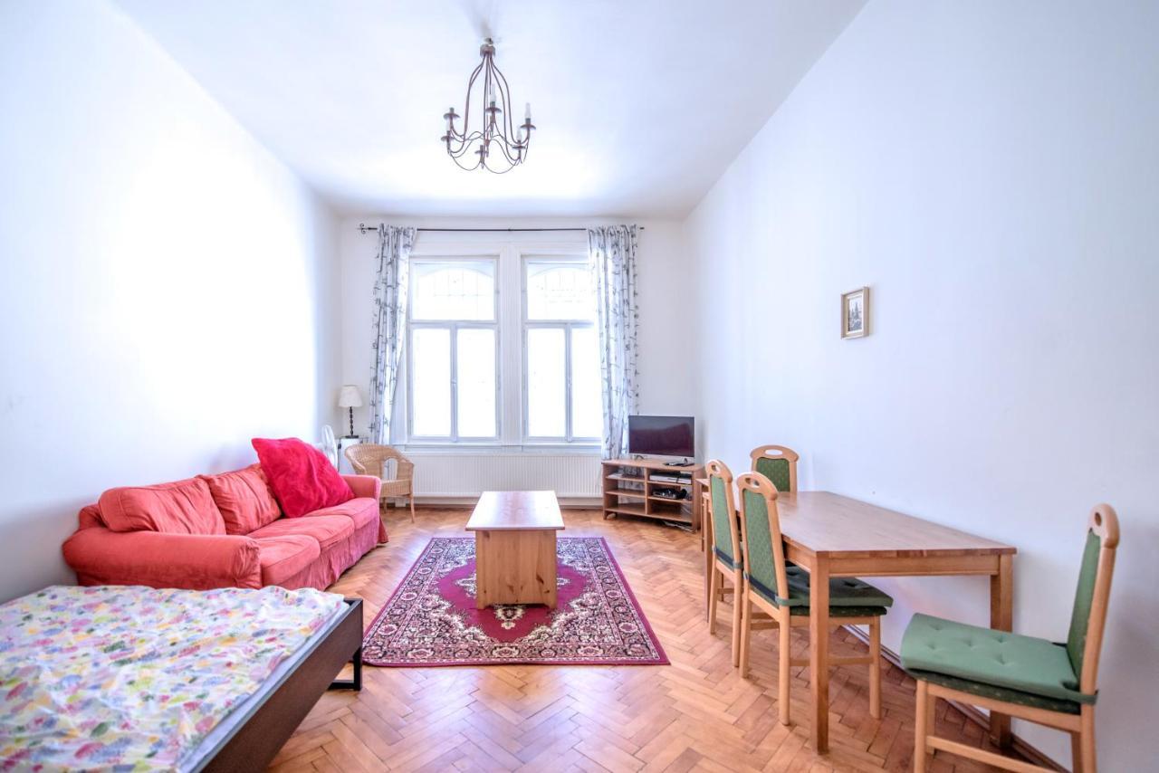 Apartments Vezenska Prague Extérieur photo
