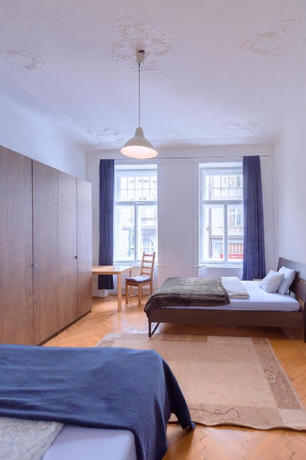 Apartments Vezenska Prague Extérieur photo