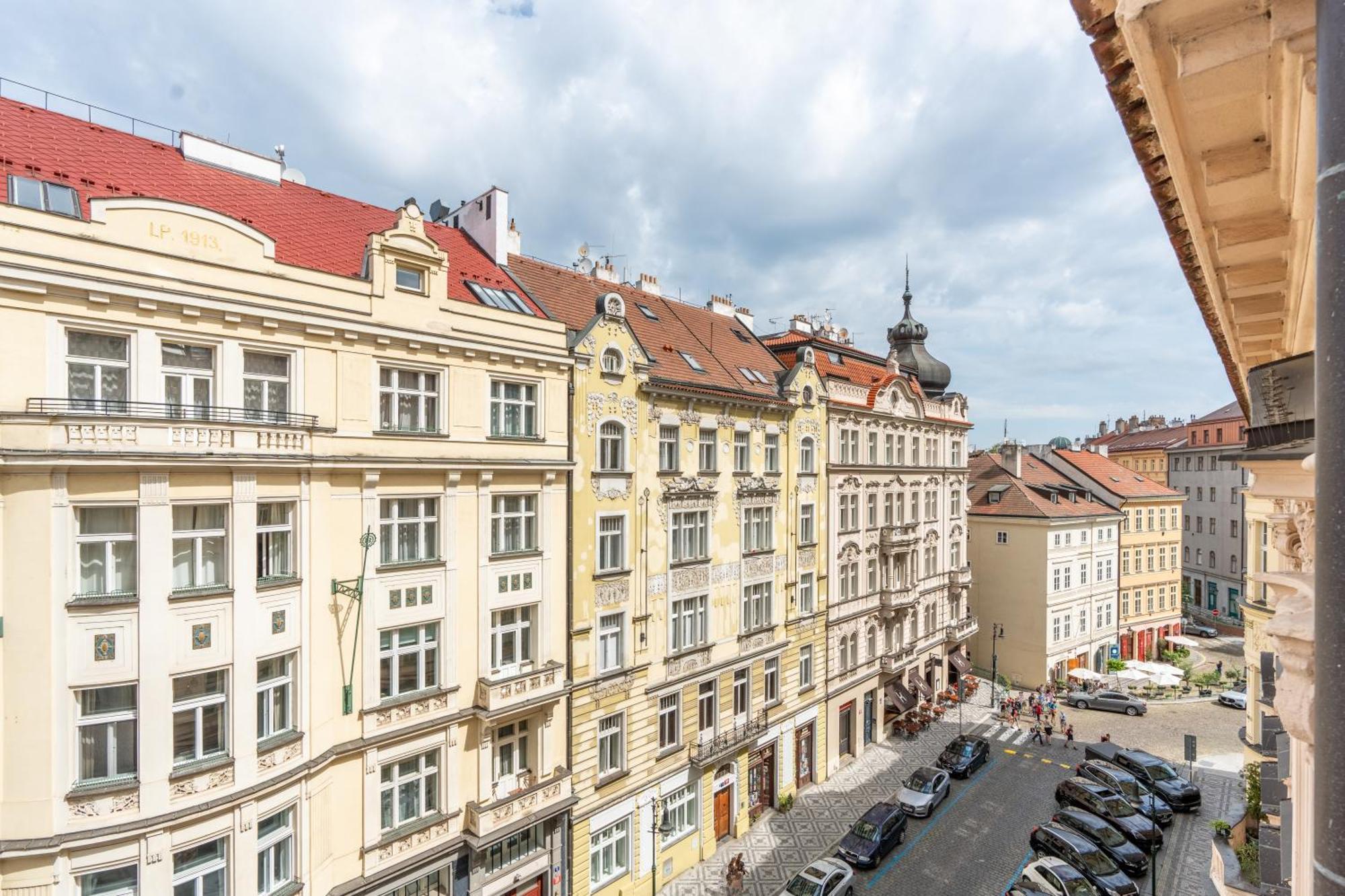 Apartments Vezenska Prague Chambre photo