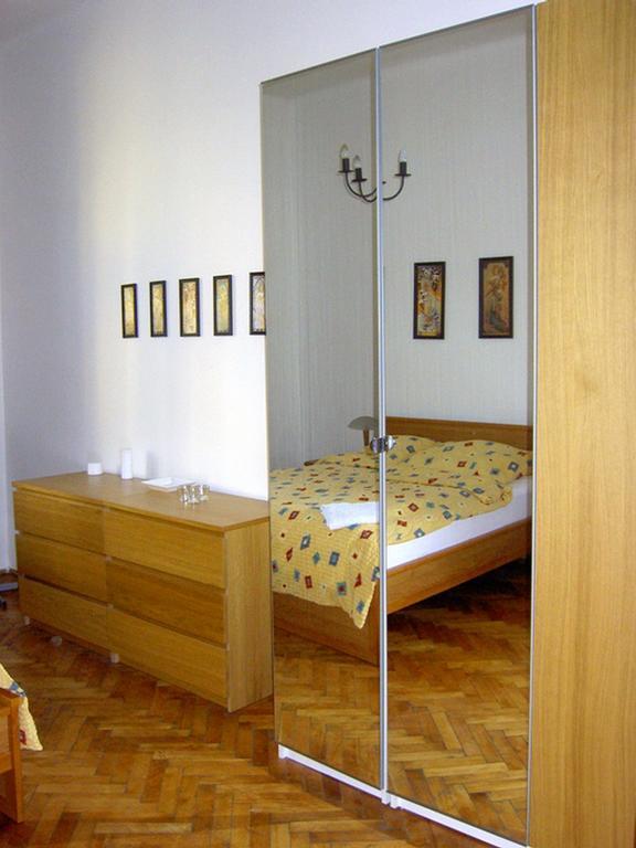 Apartments Vezenska Prague Chambre photo