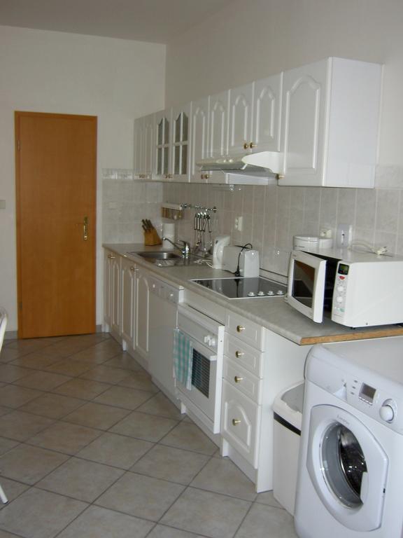 Apartments Vezenska Prague Chambre photo